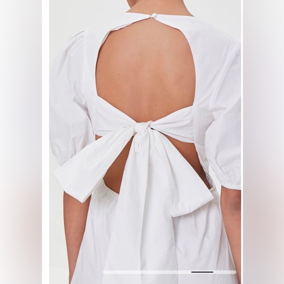 Forever 21 Woman’s Cutout Puff Sleeve Mini Dress in White Size S NWT - Picture 5 of 6